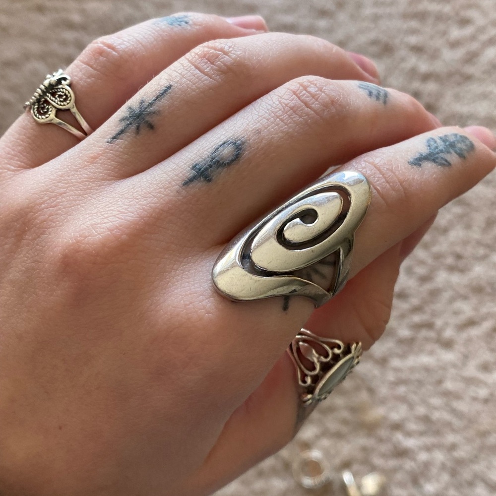 Chunky swirly sterling silver ring